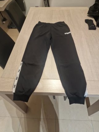 Pantalón de chándal Puma niño, talla 13-14, 164cm.
