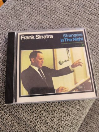 CD Frank Sinatra - Strangers In The Night