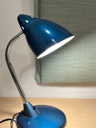 Lámpara de mesa azul