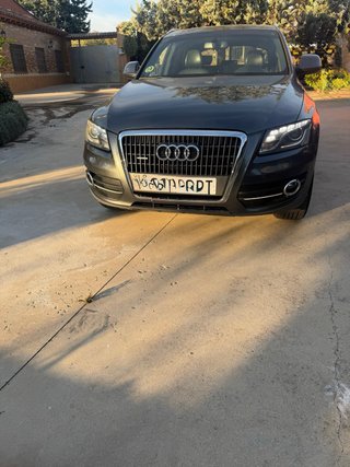 Audi Q5 Slein quattro año 20.12.2011 con 227000km