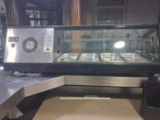 Vitrina expositora refrigerada para tapas