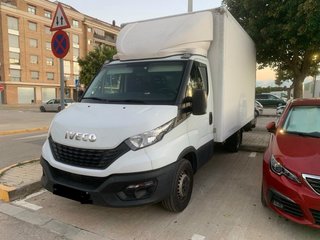 IVECO DAILY  35-140 con Plataforma (2022)
