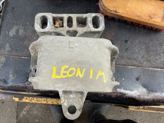 Soporte de Cambio Seat León 1M