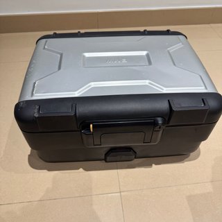 Top Case BMW 1200 GS para piezas.
