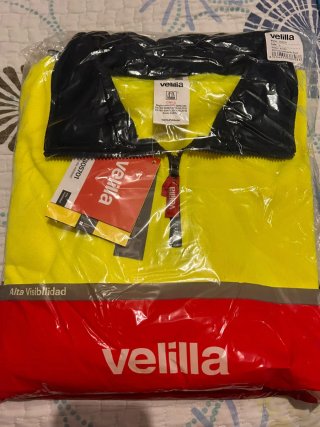 Abbigliamento da lavoro ad alta visibilità