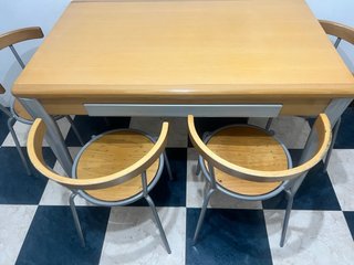 Set de 4 Sillas de Cocina