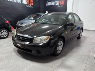 KIA Cerato 2005