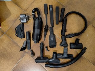 Aspirapolvere portatile con set di accessori