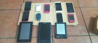 Lote telefonos y smartbooks vintage