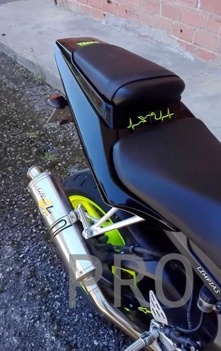 Escape Leovince YAMAHA MT 125
