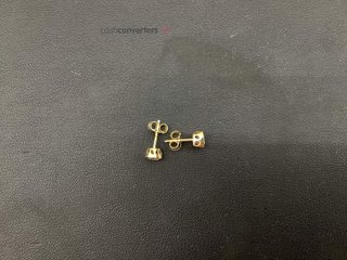 pendientes oro 18k con piedra con diamante de laboratorio