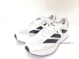calzado atletismo adidas