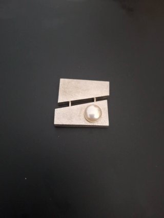 Colgante de Plata con perla de agua dulce. De Auto