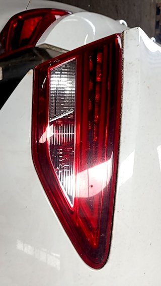 PILOTO TRASERO IZQUIERDO INTERIOR Seat Leon (5F1)