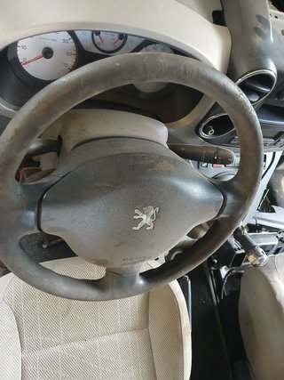 VOLANTE Peugeot Partner Tepee (05.2008->)