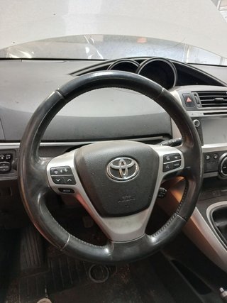 VOLANTE Toyota Verso (AUR2/ZGR2)(2009->)