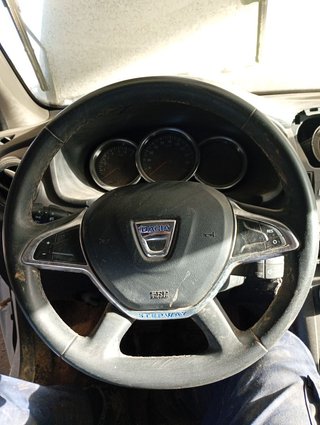 VOLANTE Dacia Sandero II (10.2012->)