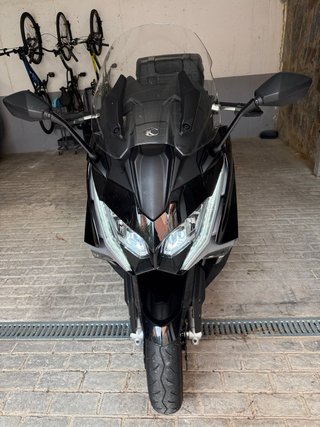 Kymco AK550 Premium