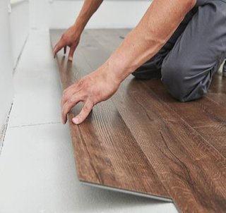 INSTALADOR DE PARQUET Y PUERTAS MONTADOR