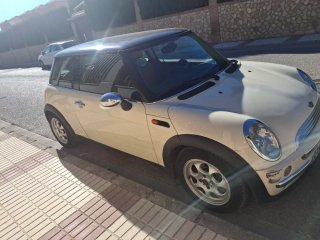 MINI Cooper 2004