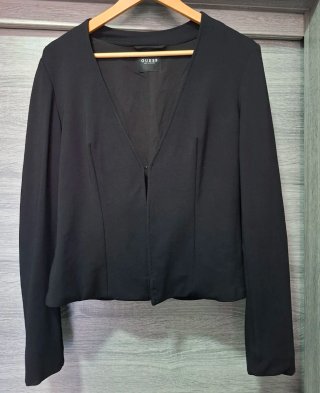 Chaqueta corta Guess
