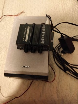 Amplificador y Altavoz Sony