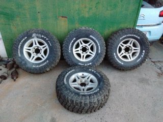 4 Llantas con Neumáticos Toyota Land Cruiser J90