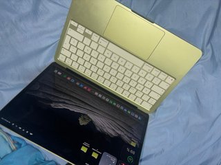 MacBook Verde Lima
