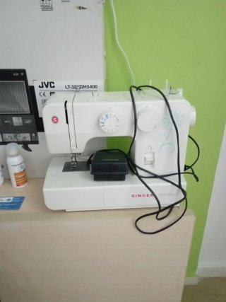 Máquina de coser SINGER