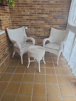 Conjunto de mimbre blanco