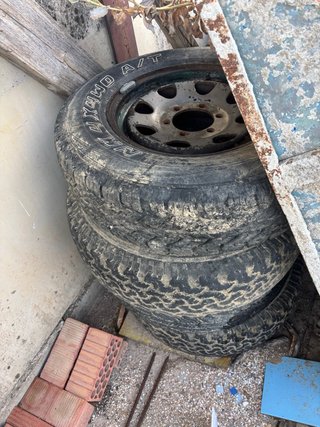 Llantas con neumáticos para Nissan Patrol