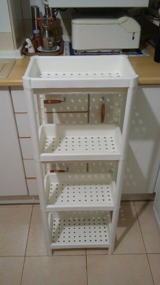 Estantería blanca cocina o baño