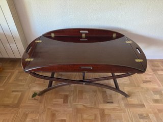 Mesa Ovalada de Madera con Laterales Plegables
