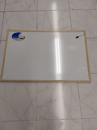 CHELY INTERMARKET Pizarra Blanca Esmaltada 90X60 CM NO Magnética Marco Madera Incluye Rotulador Borr