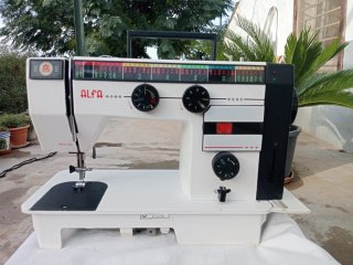 Máquina de coser Alfa Electronic