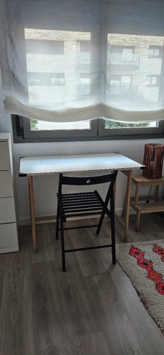 Mesa de escritorio plegable de madera