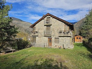 Casa en venta en Sort