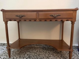 Mesa Auxiliar de Madera con Dos Cajones