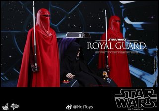 Set 3 Figuras Hot Toys Emperador y Royal Guards