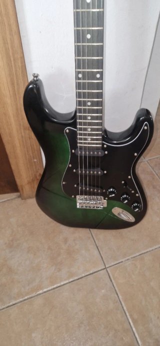 Guitarra Eléctrica Degradado Verde y Negro