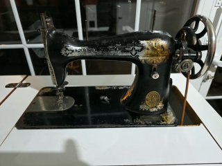 Máquina de coser Singer clásica