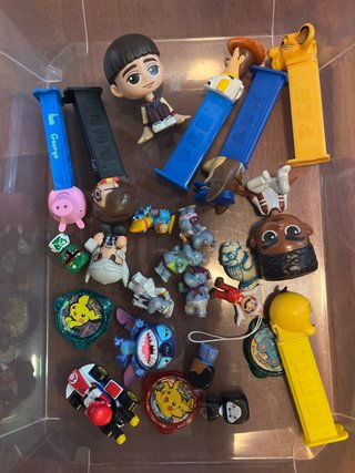 Lote de figuras y muñecos variados