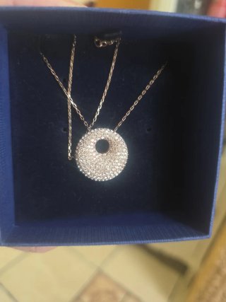 Collar Swarovski con colgante modelo Stone.