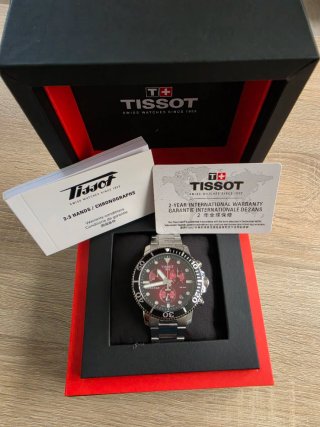 Reloj Tissot Seastar 1000 Rojo