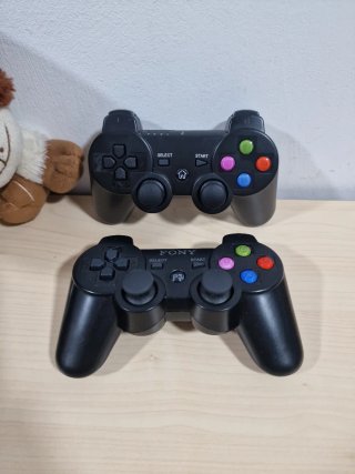 Pacchetto di 2 controller cablati per PS3 e PC