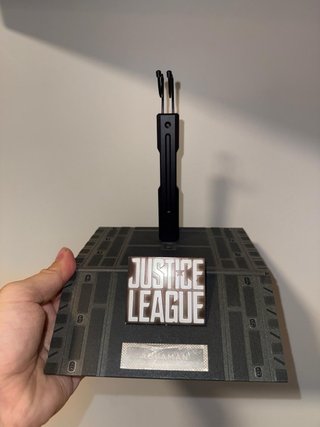 Peana Expositora Justice League Aquaman