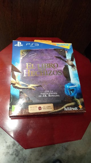 Wonderbook: El Libro de los Hechizos (PS3)