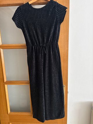 Mono Negro con Detalles Plateados