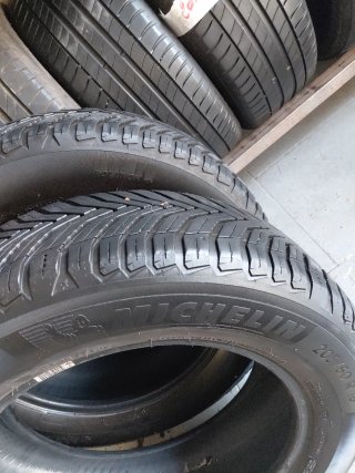 Neumáticos Michelin 205/60R16 96v