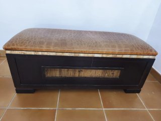 Baúl de madera para dormitorio o recibidor